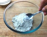 Foto langkah ke 2 dari resep Pancake Mini Takaran Sendok.