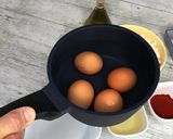 Murciai empanada, tonhallal,  paradicsommal  és tojással-inspiráció Alfonso Lopez konyhájából recept fázis 1 fotója