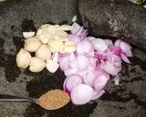 Foto langkah ke 2 dari resep Nasi Pepes Ayam Jamur.