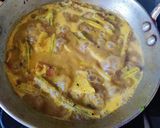 A picture of step 8 of Chhuin aloo tarkari (Drumstick curry).