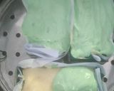Foto langkah ke 11 dari resep Kue Bolu Lapis Kukus Pandan.