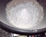 Foto del paso 1 de la receta: Tapitas de alfajores/ galletitas