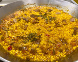 Foto del paso 3 de la receta: Arroz con churrasco y pollo al curry con aroma de tomillo
