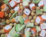 Foto del paso 3 de la receta: Ensalada de garbanzos tostados