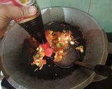 Foto langkah ke 2 dari resep Udang Saus Padang.