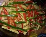 Foto del paso 2 de la receta: Bastones de pecado y verduras a las finas hierbas