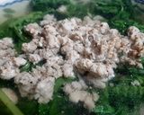 Hình bước làm 2 của món Canh rau tần ô nấu thịt băm