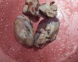 A picture of step 3 of Deviled Chicken Liver with herbed Cheese Toast.