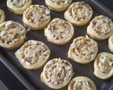 Foto del paso 4 de la receta: Rolls de manzana, pasas de uva y canela 💜💚🧡