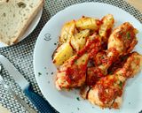 Foto del paso 7 de la receta: Pollo al horno con tomate a la albahaca
