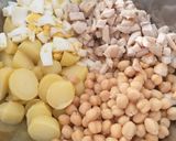 Foto del paso 2 de la receta Ensalada de patatas con garbanzos