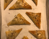 Foto del paso 7 de la receta: Samosas de filo con relleno de carne.(Μεζές= tapa).. y versión vegetariana