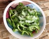 Foto langkah ke 1 dari resep Tumis Pare Telur.