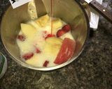 A picture of step 2 of Fruity milkshake.