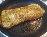 Foto del paso 5 de la receta Tortilla de calabacín, brócoli y chorizo