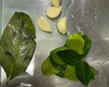 Foto langkah ke 2 dari resep Resep Nasi Daun Jeruk Pakai Rice Cooker.
