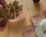 Foto del paso 7 de la receta: 🫓🧉 Crackers saladas de verdeo y sésamo 🧉🫓 Galletitas crocantes para el mate