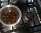 A picture of step 1 of Aloo Bukhara ki chutney.