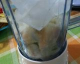 Foto langkah ke 2 dari resep Yogurt Banana milkshake.