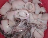 Foto langkah ke 1 dari resep Cumi Asin Pete Cabe Ijo.