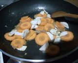 Foto langkah ke 5 dari resep Misoa kuah capcay.