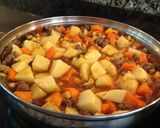 Foto del paso 4 de la receta: Estofado de carne molida y vegetales
