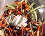 Une image de l'étape 4 de Tortillas aux crevettes panées et son coleslaw.