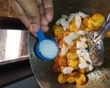 ફાય ઈડલી વીથ ટી રેસીપી સ્ટેપ2ફોટો