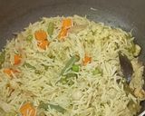 A picture of step 5 of One Pot Makhana Vegetable Pulao.