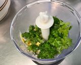 Une image de l'étape 2 de Sauce salade à la moutarde, vinaigre de tomate, ail, persil et citron.
