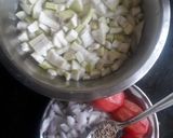 A picture of step 1 of Lauki ka Bharta.
