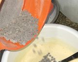 Foto del paso 5 de la receta: Budín de vainilla con chispas de chocolate