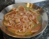 Foto del paso 4 de la receta: Arroz con sepia y langostino estilo a Banda