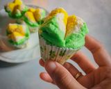 Foto langkah ke 10 dari resep Bolu Kukus Mekar.