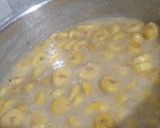 A picture of step 6 of Kele ka halwa.