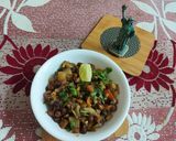 A picture of step 3 of Sprouted Black Chana Chaat.