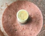 A picture of step 1 of Gobhi ke danthal ki sabzi.