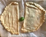 Une image de l'étape 3 de FOUGASSE AU PESTO 🌿.