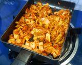 Hình bước làm 3 của món Cơm chiên kim chi