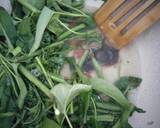 Tumis Kangkung (Sauteed Water Spinach) recipe step 3 photo