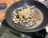 Une image de l'étape 8 de Riz à l'agneau, courgettes et panais.