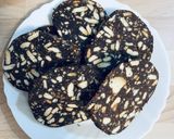 Foto del passaggio 4 della ricetta Salame al cioccolato