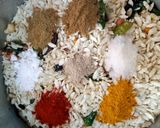 नाशिकचा कोंडाजी चिवडा (chivda recipe in marathi) रेसिपी स्टेप 5 फोटो 