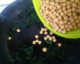 Foto del paso 4 de la receta: Espinacas esparragas con garbanzos