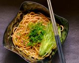A picture of step 6 of Spicy Garlic Soy Udon Noodles.