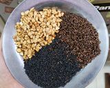 Hình bước làm 1 của món Sữa hạt lanh + mè đen + hạt điều rang🫛🫛🫛🥛🥛🥛