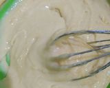 Foto langkah ke 4 dari resep Bolu Kukus Mini Pisang Ambon tanpa Mixer.