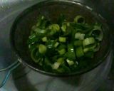 Foto del paso 1 de la receta: Salsa de ajoporro y crema para pasta