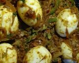 A picture of step 5 of Hot Garlic Eggs.