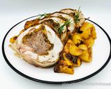 Foto del passaggio 7 della ricetta Coniglio ripieno di Funghi e Salsiccia al Forno
